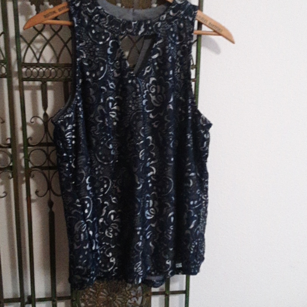Formal Lace Tank (NWT)